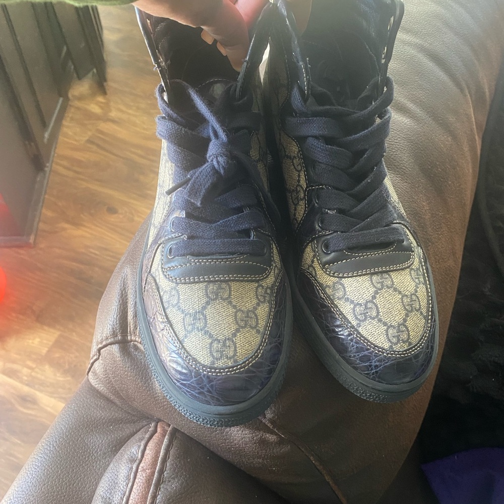 Size 8 asked for $300